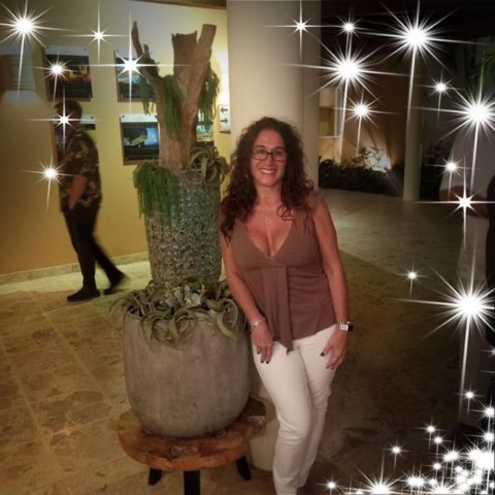 Meet your Posher, Dawn